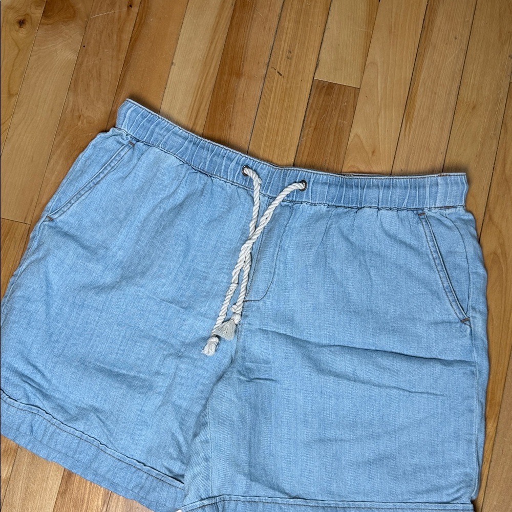 Light Blue Denim women’s J. Jill Shorts - Picture 2 of 5